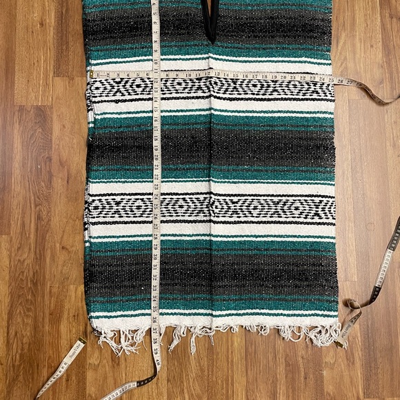Mexican Falsa Blanket Teal PONCHO Vest Deadhead / Hippie / Easy Rider / Beach - Picture 2 of 4